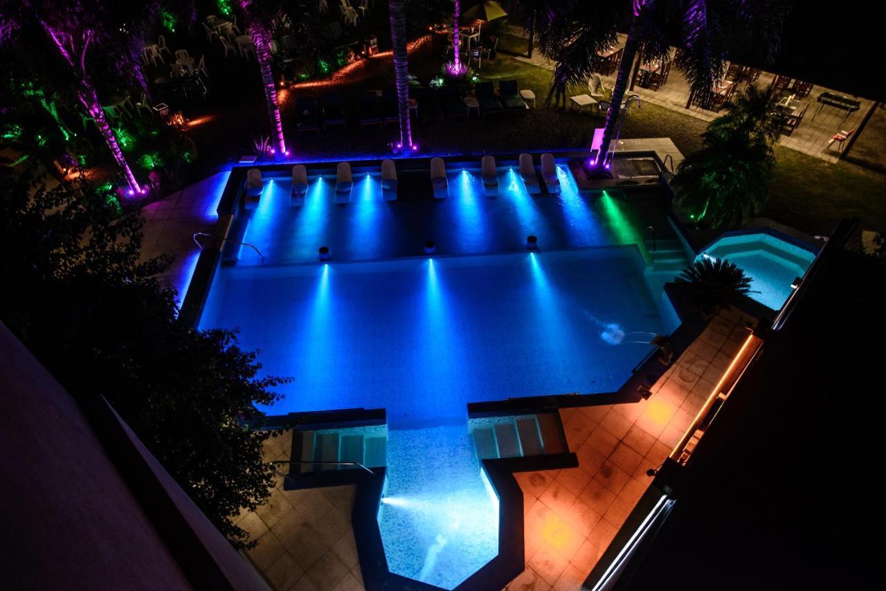 Hotel Termal Emperatriz Термас-де-Рио-Ондо Экстерьер фото